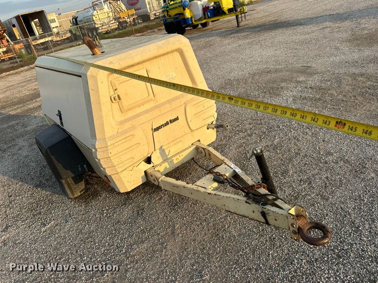 image for item EM8426 2007 Ingersoll Rand P185WIR air compressor