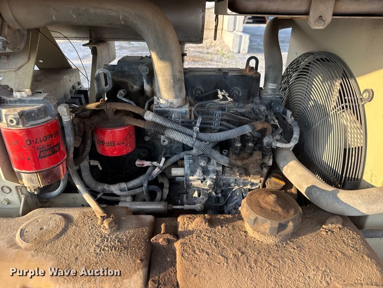 image for item EM8426 2007 Ingersoll Rand P185WIR air compressor