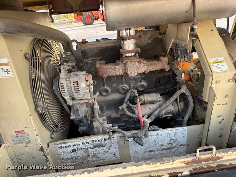 image for item EM8426 2007 Ingersoll Rand P185WIR air compressor