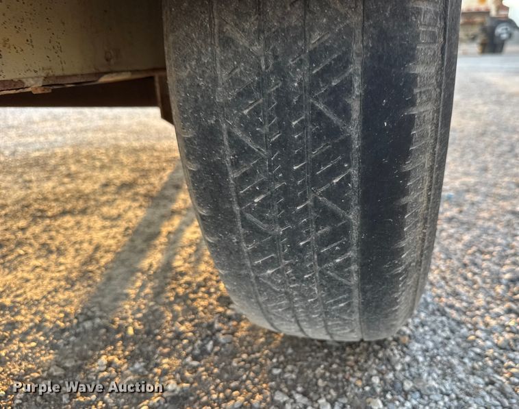 image for item EM8426 2007 Ingersoll Rand P185WIR air compressor