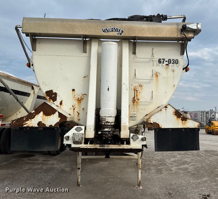 image for item EM8427 2007 Ranch ED24-30 end dump trailer