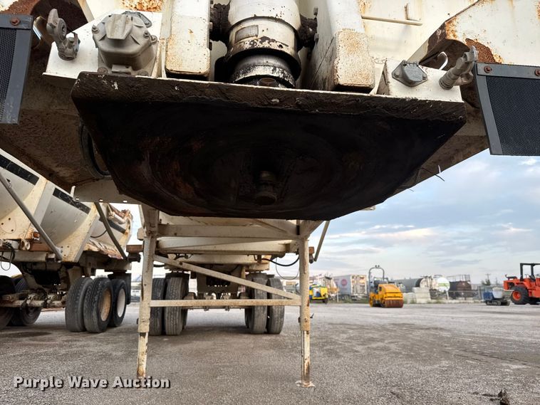 image for item EM8427 2007 Ranch ED24-30 end dump trailer