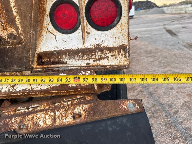 image for item EM8428 2007 Ranch ED24-30 end dump trailer