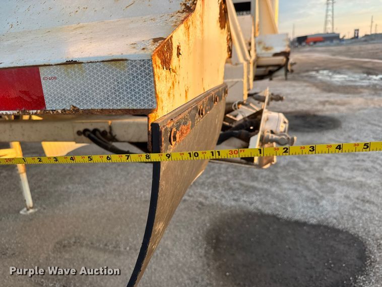 image for item EM8428 2007 Ranch ED24-30 end dump trailer