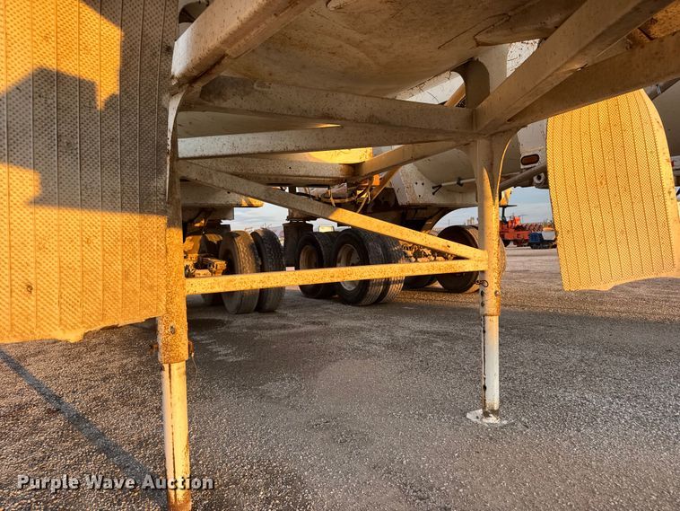 image for item EM8428 2007 Ranch ED24-30 end dump trailer