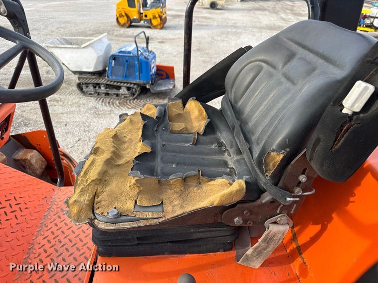 image for item EM8429 Hamm 2422 DS single drum roller