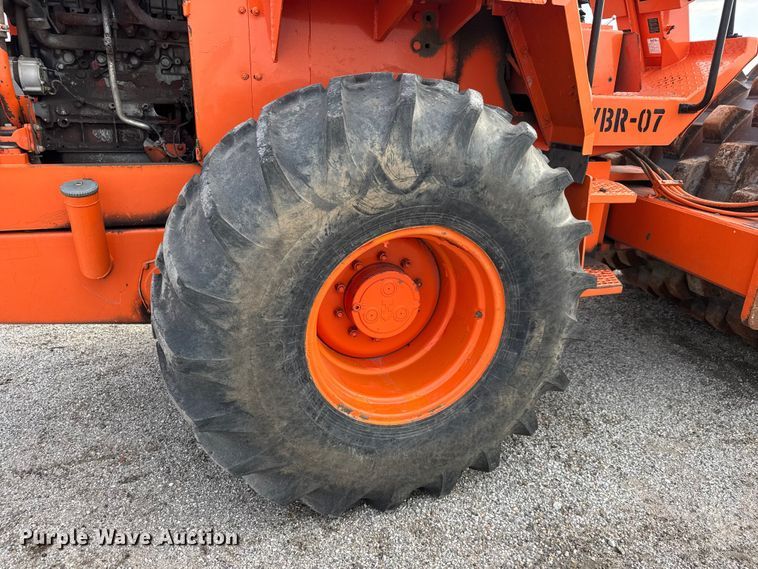 image for item EM8429 Hamm 2422 DS single drum roller