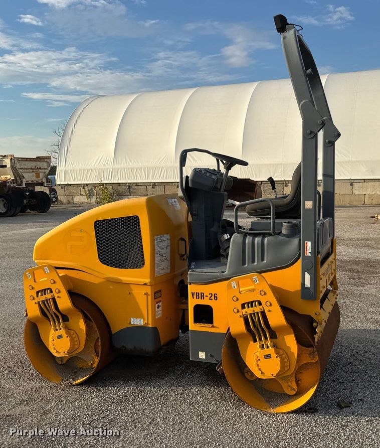 image for item EM8431 Volvo DD24 double drum vibratory roller