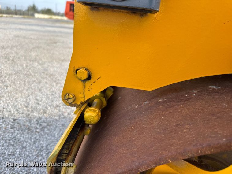 image for item EM8431 Volvo DD24 double drum vibratory roller