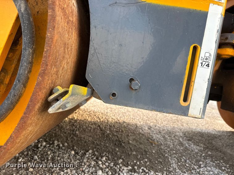 image for item EM8431 Volvo DD24 double drum vibratory roller