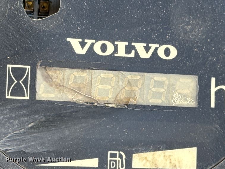 image for item EM8431 Volvo DD24 double drum vibratory roller