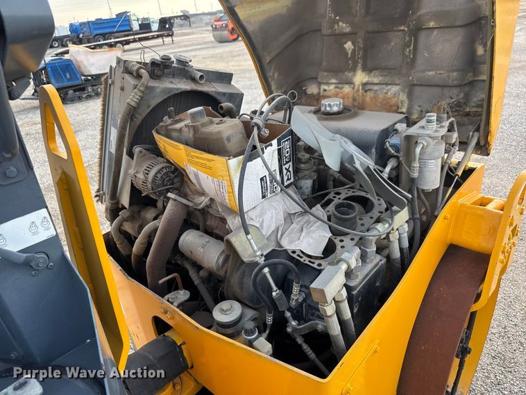 image for item EM8431 Volvo DD24 double drum vibratory roller