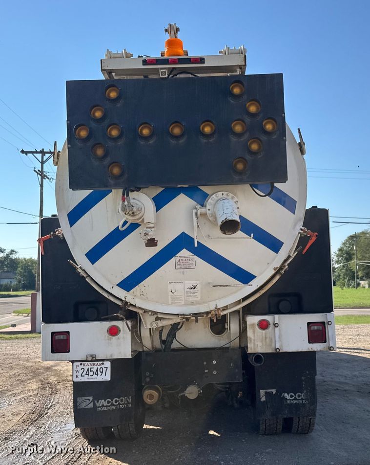 image for item EM8432 2009 International 7400 sewer jetter truck