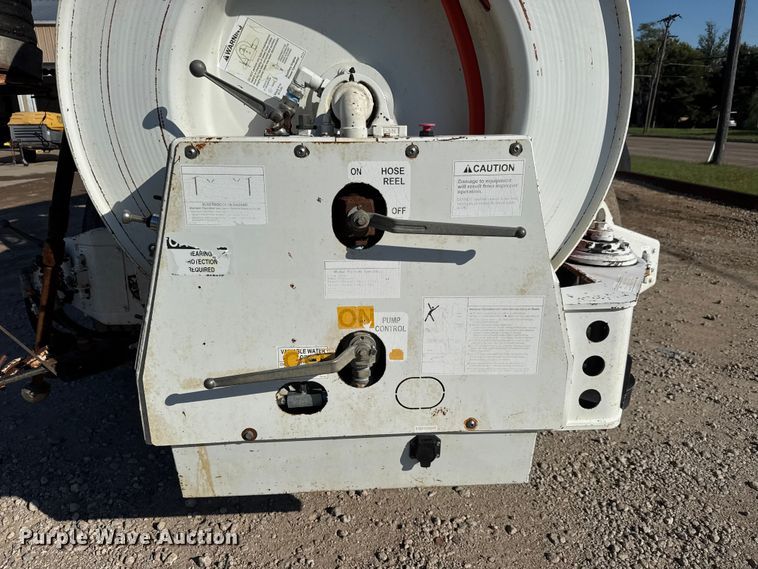 image for item EM8432 2009 International 7400 sewer jetter truck