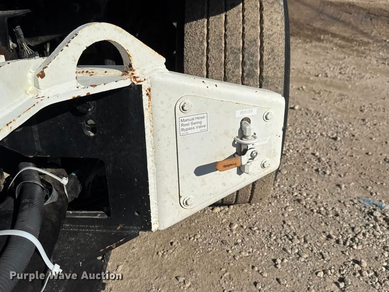 image for item EM8432 2009 International 7400 sewer jetter truck