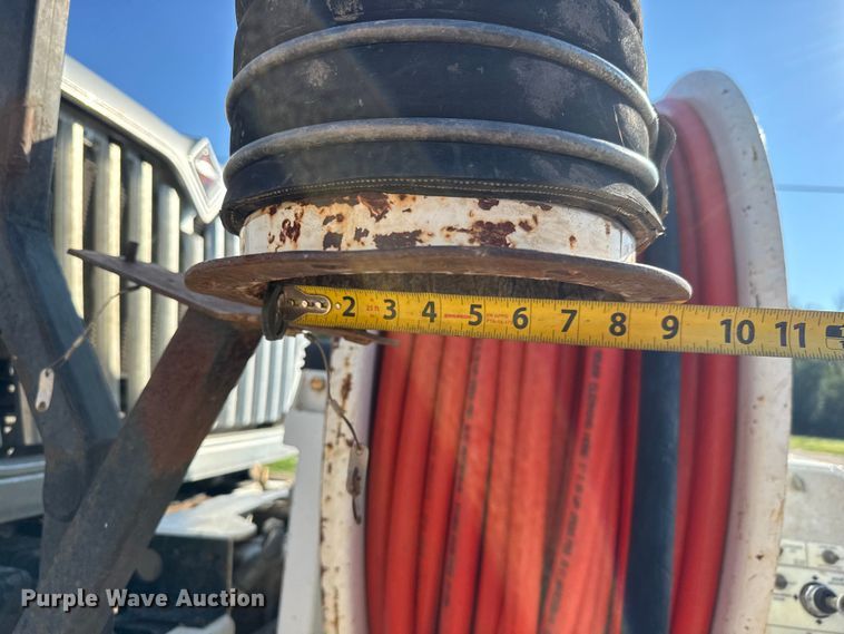 image for item EM8432 2009 International 7400 sewer jetter truck