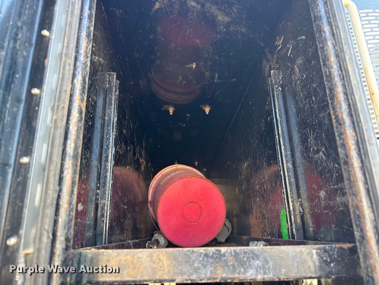 image for item EM8432 2009 International 7400 sewer jetter truck