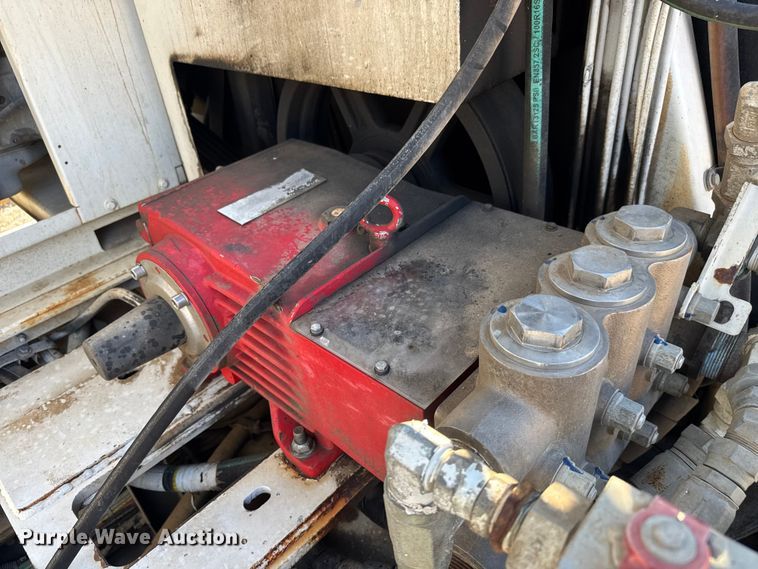 image for item EM8432 2009 International 7400 sewer jetter truck