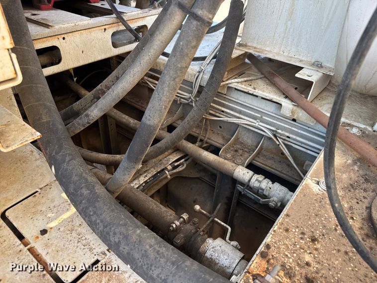 image for item EM8432 2009 International 7400 sewer jetter truck