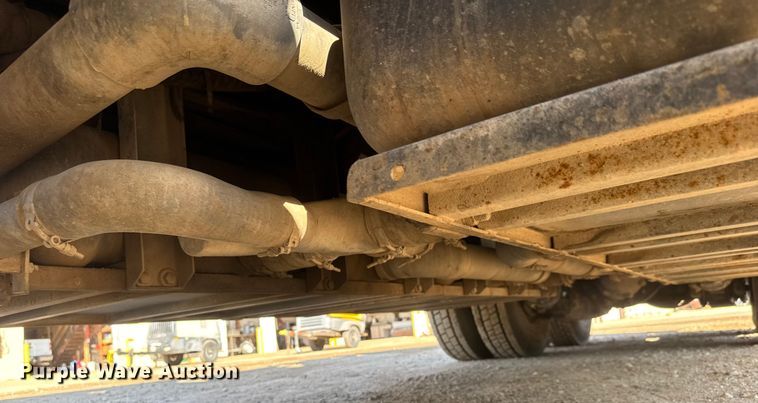 image for item EM8432 2009 International 7400 sewer jetter truck