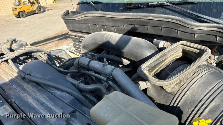 image for item EM8432 2009 International 7400 sewer jetter truck