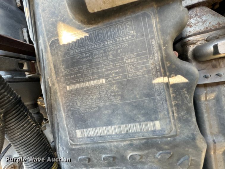 image for item EM8432 2009 International 7400 sewer jetter truck