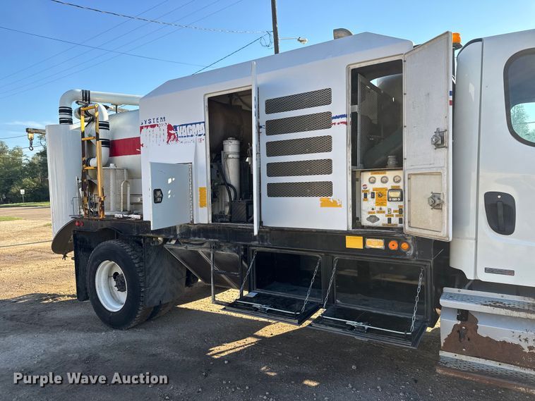image for item EM8433 2012 Freightliner Business Class M2 hydrovac truck