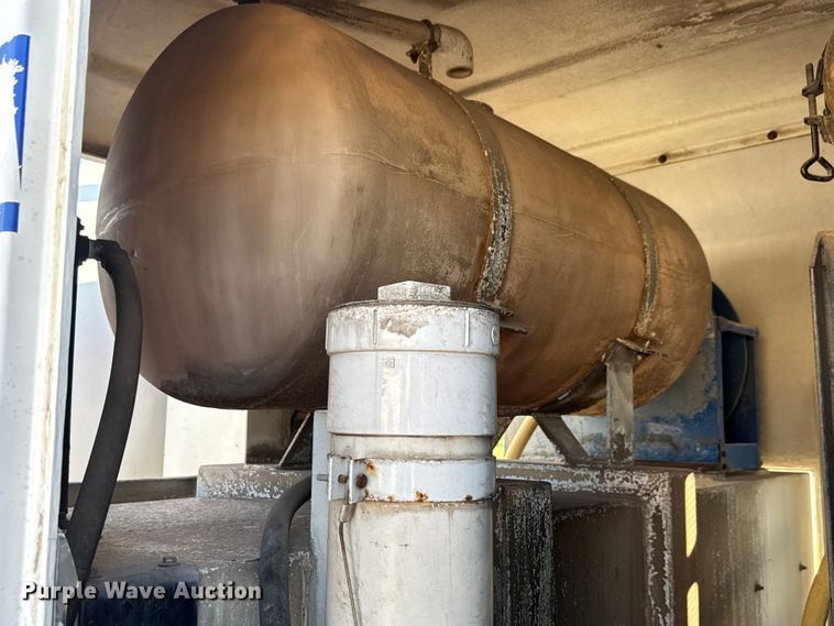 image for item EM8433 2012 Freightliner Business Class M2 hydrovac truck