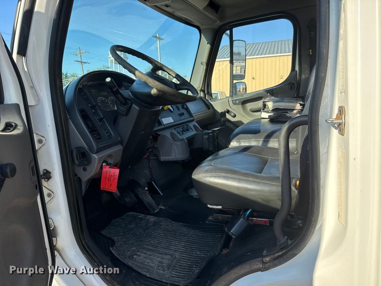 image for item EM8433 2012 Freightliner Business Class M2 hydrovac truck