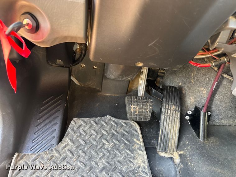 image for item EM8433 2012 Freightliner Business Class M2 hydrovac truck