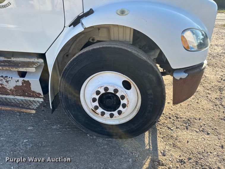 image for item EM8433 2012 Freightliner Business Class M2 hydrovac truck