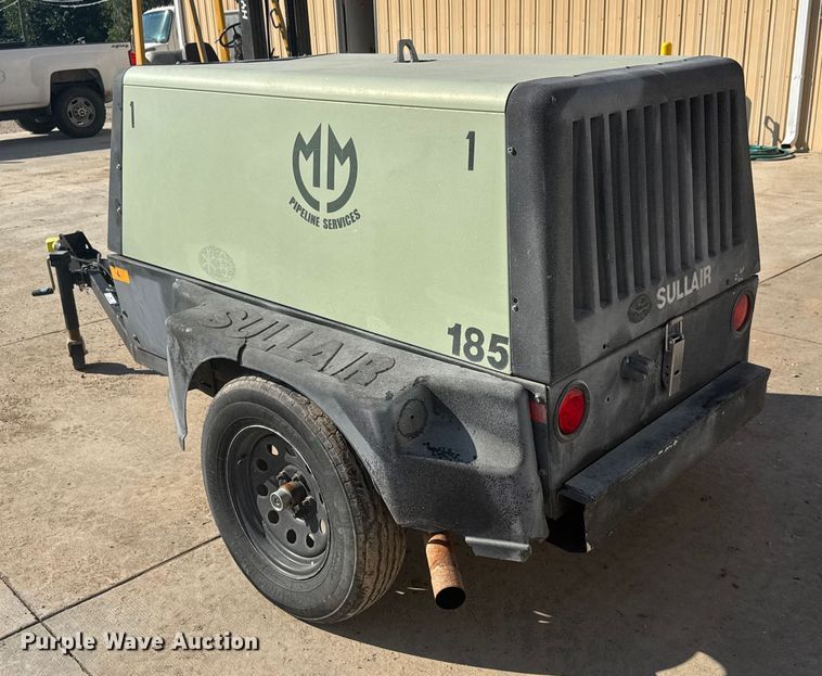 image for item EM8435 Sullair 185DPQJD air compressor