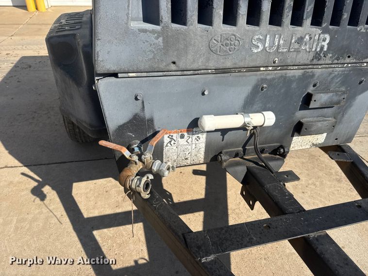 image for item EM8435 Sullair 185DPQJD air compressor