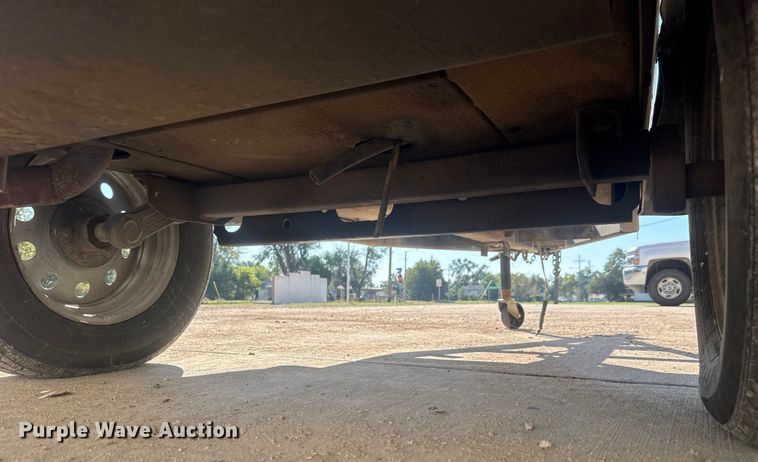 image for item EM8435 Sullair 185DPQJD air compressor