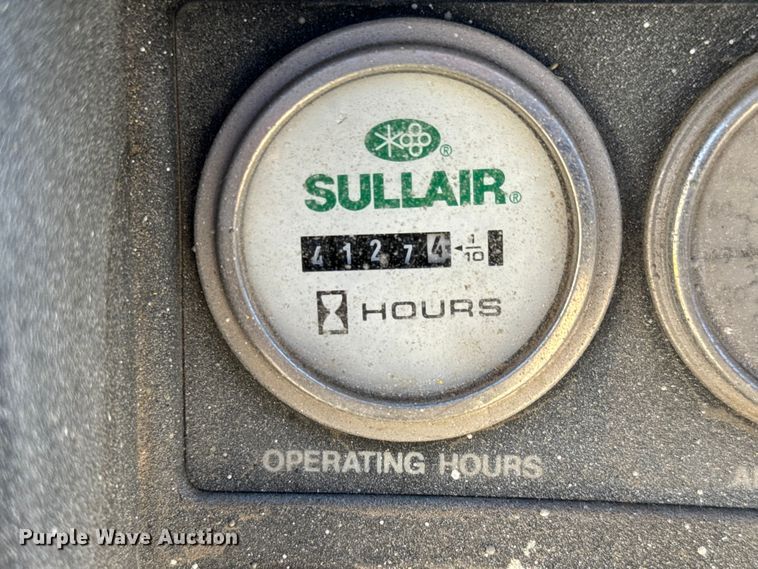 image for item EM8435 Sullair 185DPQJD air compressor