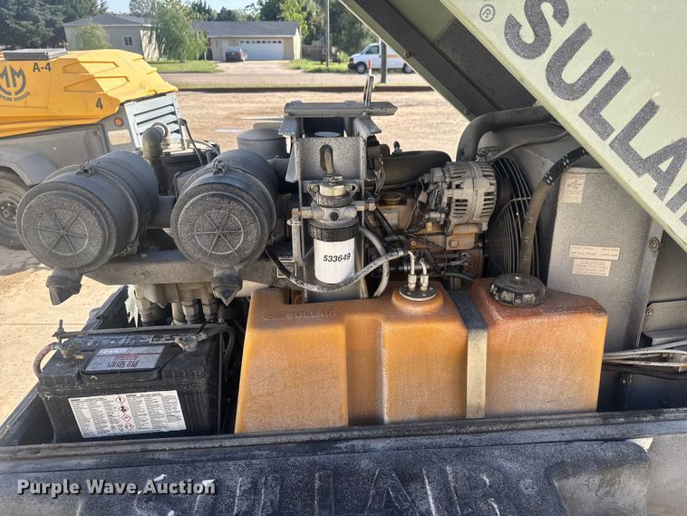 image for item EM8435 Sullair 185DPQJD air compressor