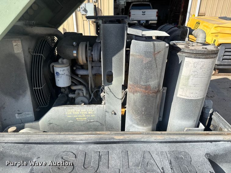 image for item EM8435 Sullair 185DPQJD air compressor