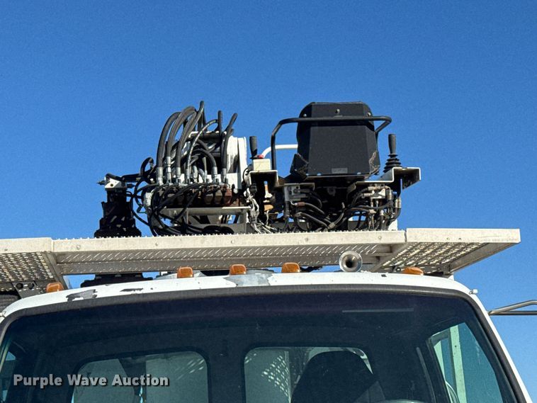 image for item EM8442 2007 Sterling L9500 Series flatbed truck