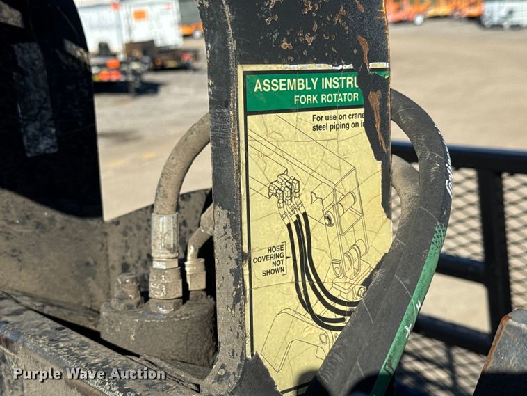 image for item EM8442 2007 Sterling L9500 Series flatbed truck