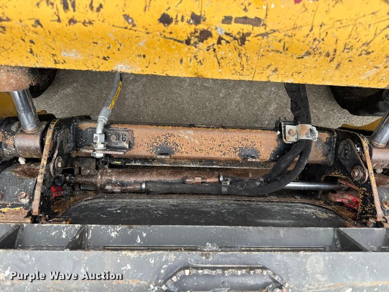 image for item EN0550 2021 Caterpillar 299D3 tracked skid steer loader