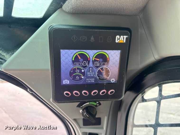 image for item EN0550 2021 Caterpillar 299D3 tracked skid steer loader