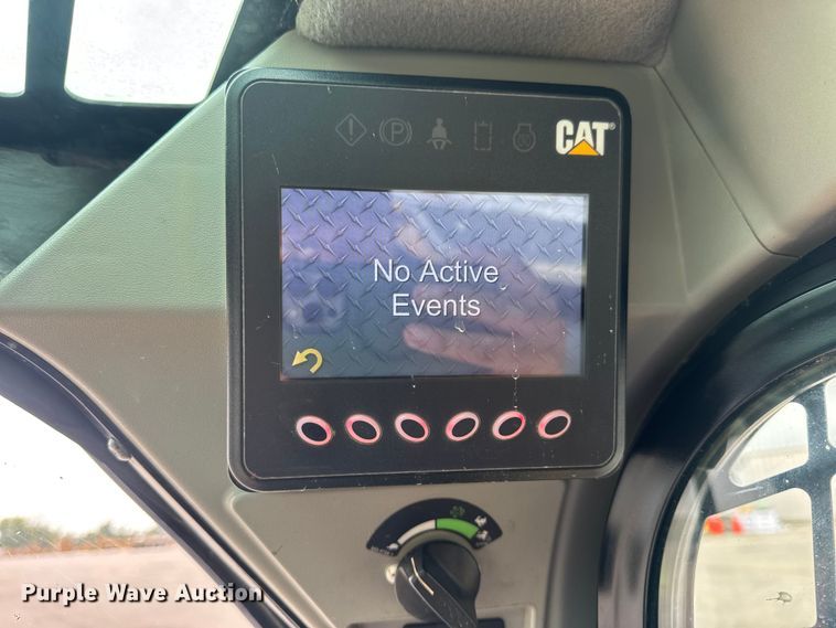 image for item EN0550 2021 Caterpillar 299D3 tracked skid steer loader