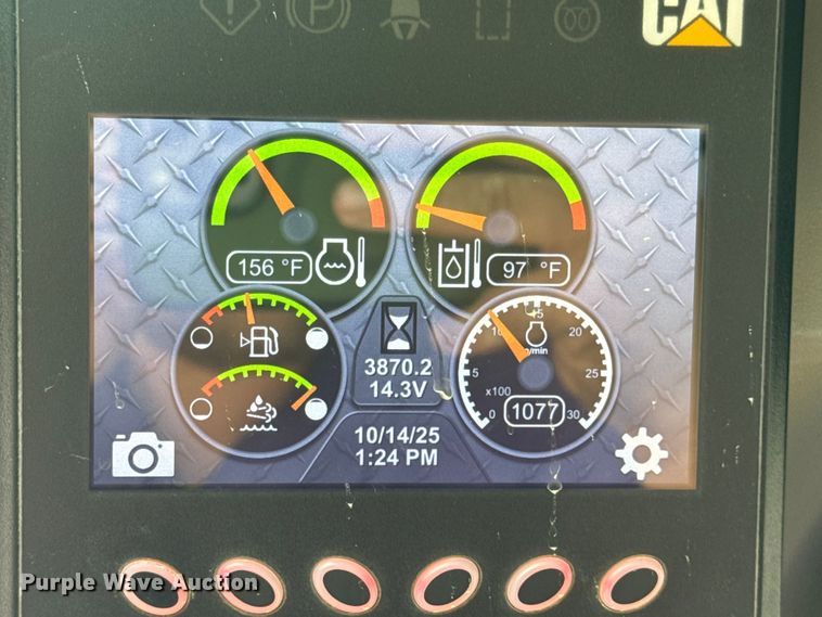 image for item EN0550 2021 Caterpillar 299D3 tracked skid steer loader