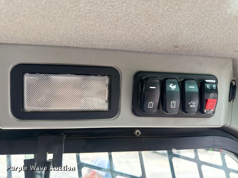 image for item EN0550 2021 Caterpillar 299D3 tracked skid steer loader