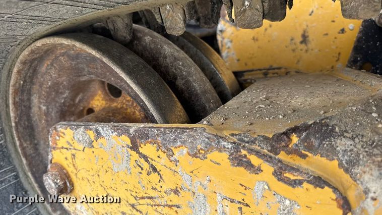 image for item EN0550 2021 Caterpillar 299D3 tracked skid steer loader