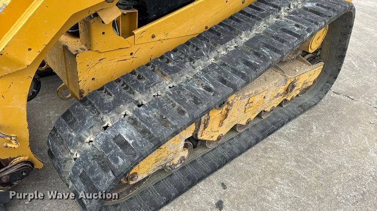 image for item EN0550 2021 Caterpillar 299D3 tracked skid steer loader