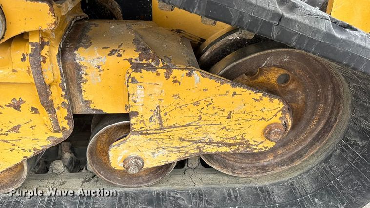 image for item EN0550 2021 Caterpillar 299D3 tracked skid steer loader