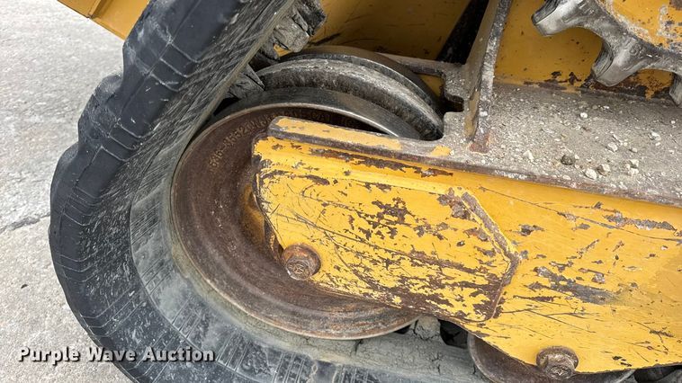 image for item EN0550 2021 Caterpillar 299D3 tracked skid steer loader