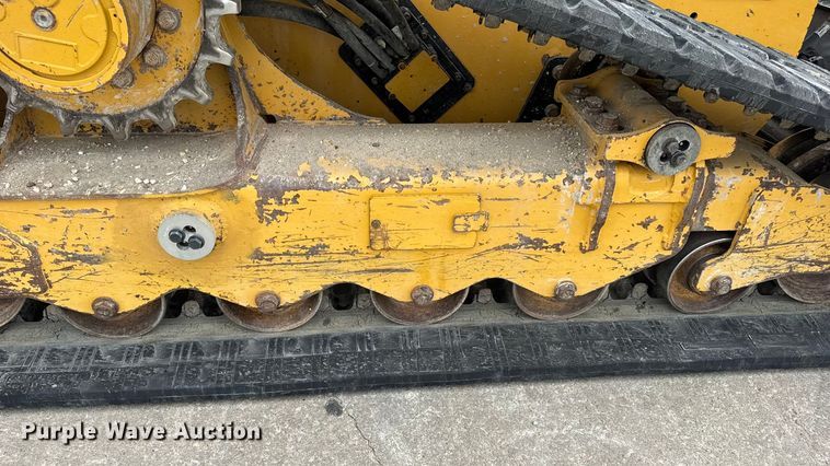 image for item EN0550 2021 Caterpillar 299D3 tracked skid steer loader