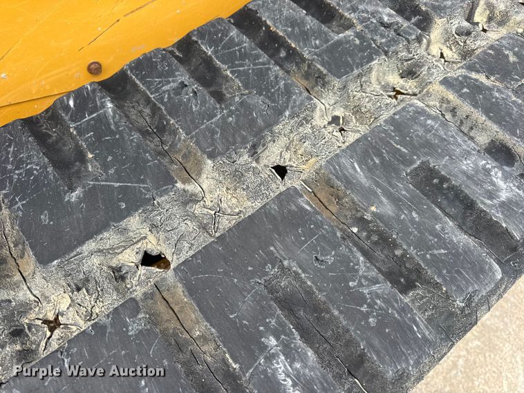 image for item EN0550 2021 Caterpillar 299D3 tracked skid steer loader